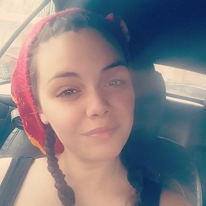 Meet your Posher, Hazel